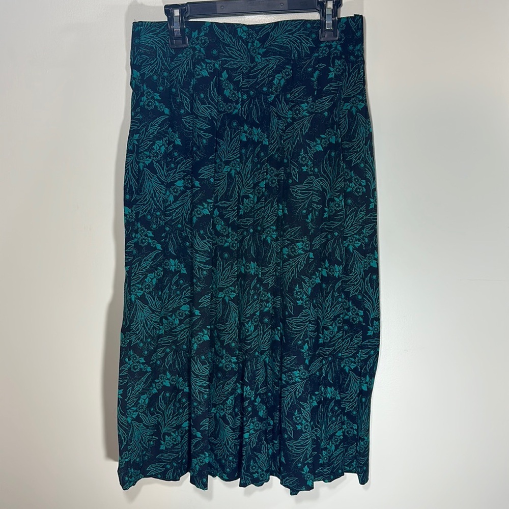 Synari Woman's size 9/10 Vintage Pleated black Turquoise Paisley Skirt Midi
